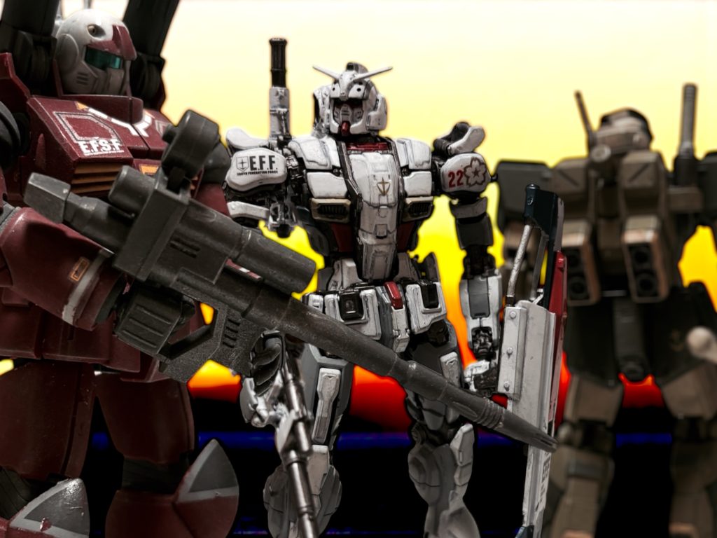 　U.C.0079、12月15日。　キャリフォルニアベースの陥落をもって、地球連邦軍による北米方面の奪還作戦は、一応の決着を見た。　その最中、特務G13MS部隊および、部隊が運用したMS群のデータ、兵卒の個人データは全て抹消された。　尚、部隊を指揮していたコヴ・ブラック少佐は除隊処分後、U.C.0080、グラナダ近郊で不審死を遂げる。　また、ジオン公国側も、壊滅的な被害を受けた北米戦線の各拠点については、その後の将兵や装備の処遇を含め不明な点が多い。サイド３に本社を持つ、モーレン社は、ジオン公国軍北米方面軍への関与が疑われるも、全面的に否定。戦後はMS開発事業への参入を試みるが、戦時の疑惑を拭いきれず、業務は低迷。運営規模を大幅に縮小し、U.C.0082、アナハイム・エレクトロニクス社に買収された。【#39 THE SHADOW PHANTOM / Dec.10.0079 fin.】                        カルアの出番は一旦終わりです。カルアを応援してくださった皆様、ありがとうございました(gundam-kao3)