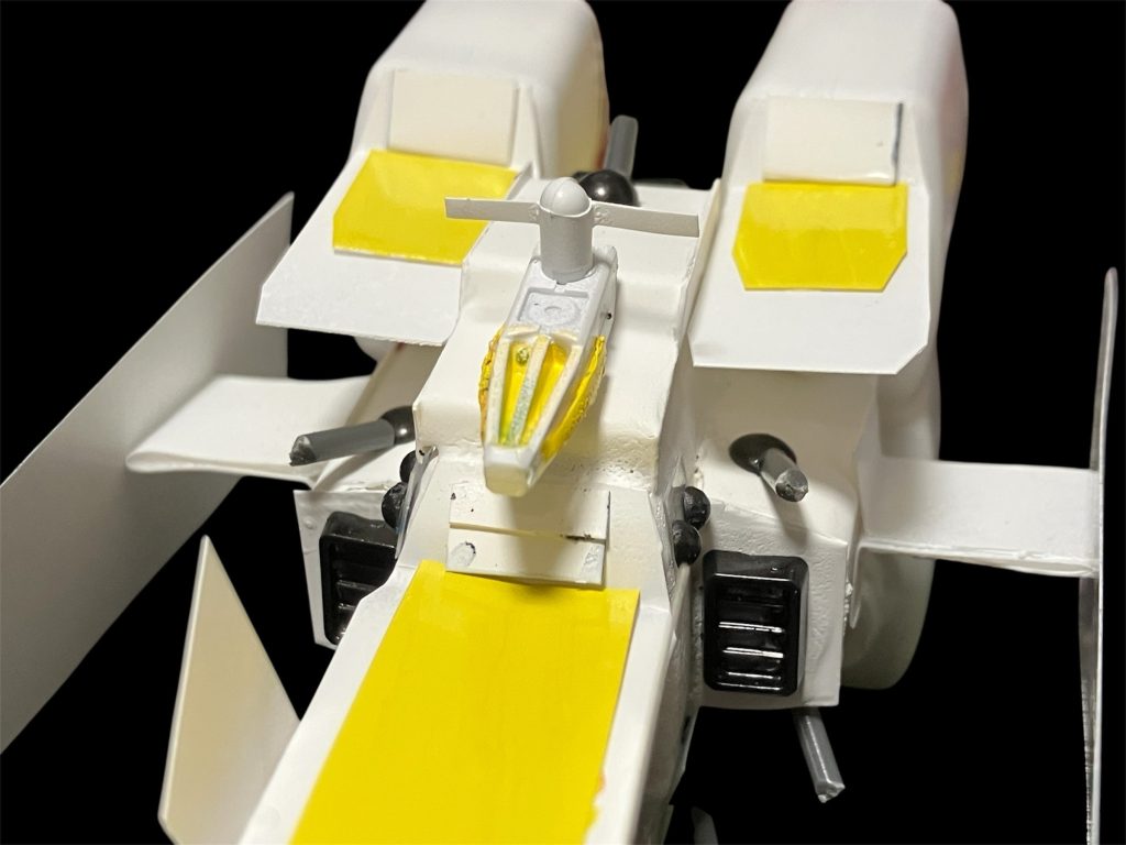 MSデッキは扉もデッキもプラ板で。艦橋は30mmジャンクとガンプラランナーにプラ板をミキシング^_^全体色は連邦艦らしくカイラム級を参考にしました^_^