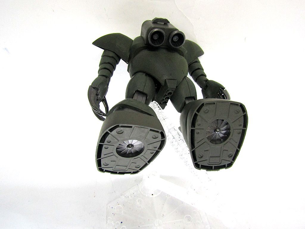 行く手を大河が遮ろうが、水中も得意なので、連邦軍では歩みを止めることはできません!(ホントか?)