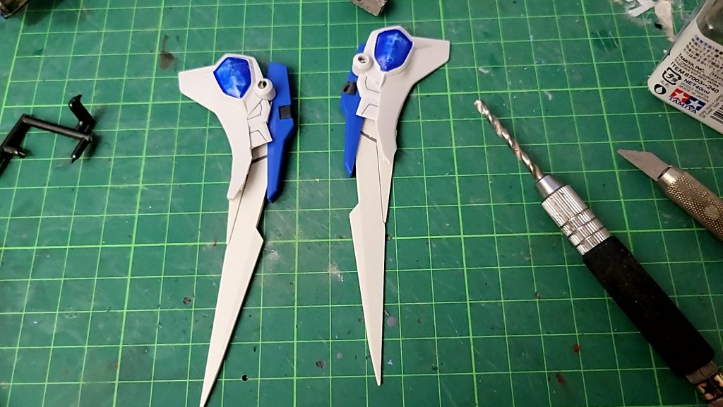 カットして取り付け