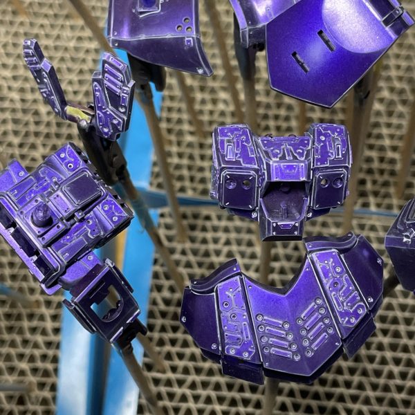 HGUC イフリート・ナハト凸凹部、出隅&入隅部スミ入れエッジ強調完了クリア吹いてセーブ予定。その後デカール張り。まだまだかかりそう。（3枚目）