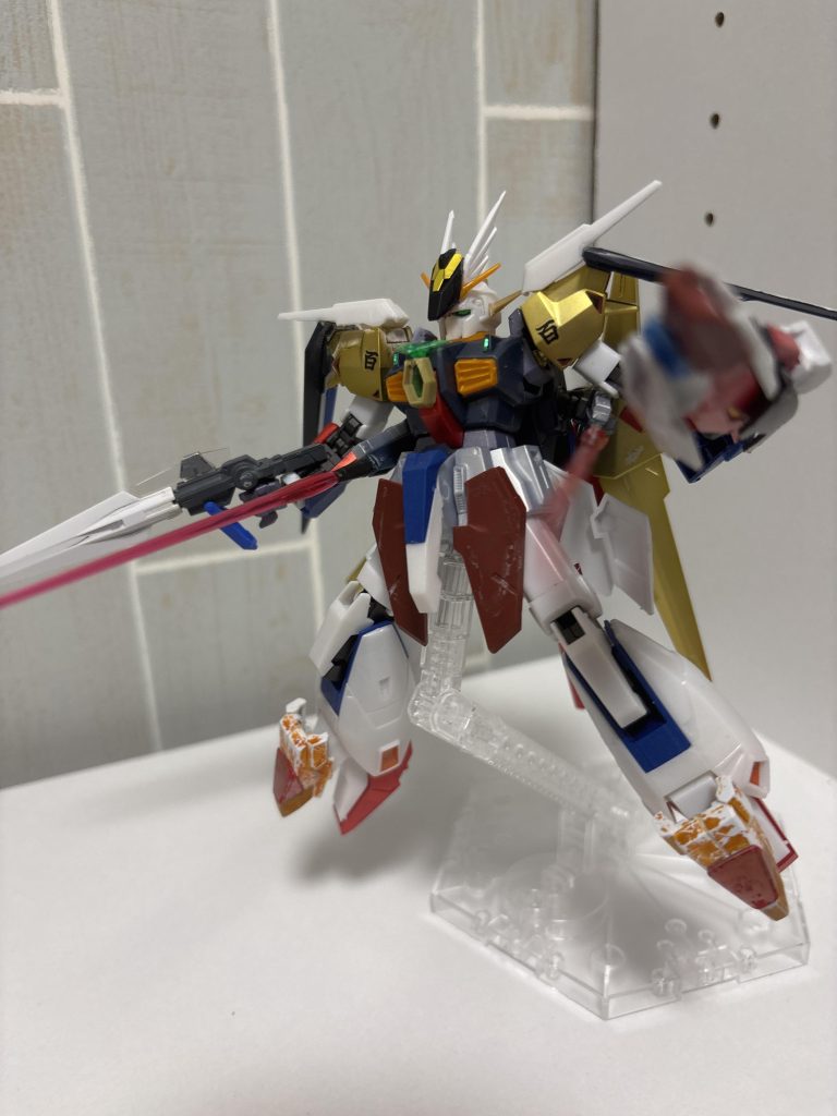 バックパックに、ビーム砲2つ