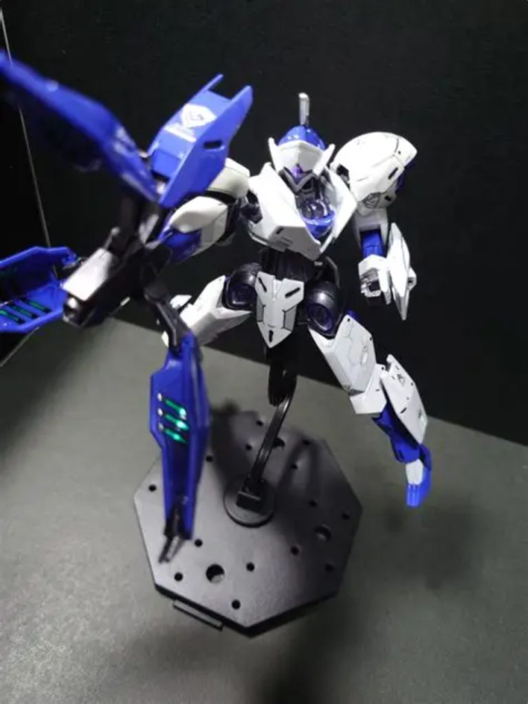 【HG】水星の魔女ミカエリス　初スプレー全塗装–4枚目/制作者：Banboo