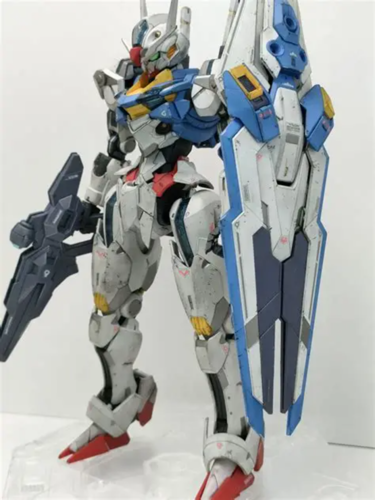 ラストは箱絵風で。この写真がお気に入りです。ウェザリングは箱絵を参考にして行いました。控えめならエアリアルも全然汚しが似合う気がします😃初フルメカニクス…良かったです!!可動域も申し分ないないですし、デティールも手を加えなくてもカッコ良いです。水星放送中に作りたかったw拝見してくれた皆様!!ありがとうございました😀✨