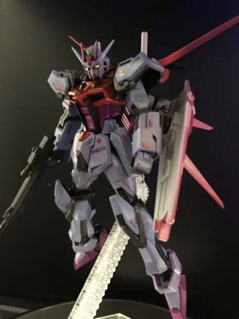 目はいつもの蛍光ビコーン✨