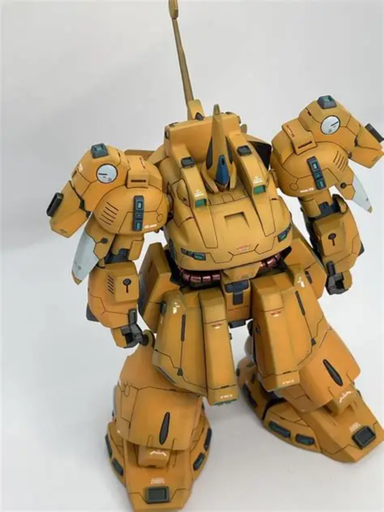 俯瞰から♪ゴツいのに曲線的な所もあって大好きなMSです(๑╹ω╹๑ )