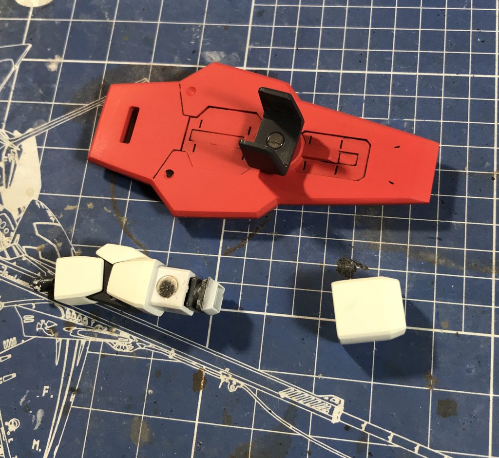 シールドはネオジムで取り外しできるように内部に仕込みます。