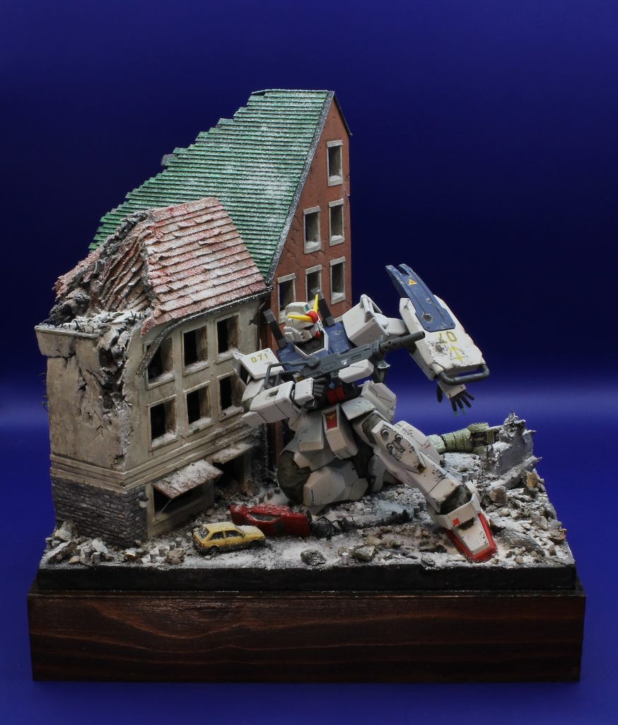 HGUC陸戦型ガンダム–3枚目/制作者：komei.