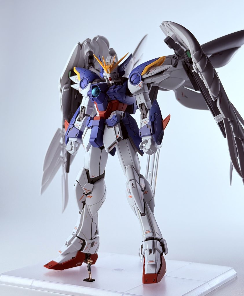 今回のテーマは「ディティールダウン」MGのVer.Kaはある意味そのディティールがウリなところもあるのですが…気になった部分をプラ材で塞ぎ、あとはひたすら整面整面（ヒケ地獄でした）その他の改修は首の延長をした位です