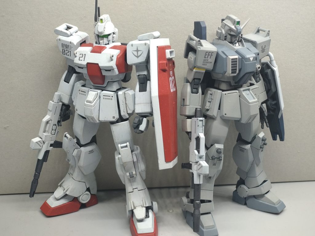先日作った陸戦型ガンダムとともに。閲覧ありがとうございました!また次の作品でお会いしましょう!