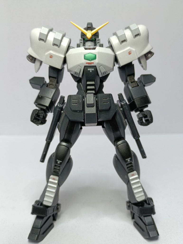 子供のころ少年ジャンプを読み始めた時に連載をしていた平松伸二先生の漫画のキャラで、当時バズーカの弾を素手で止めた回は「ぉぉっ！」となりました。後の作品で、散弾を素手で捌いたり、突っ込んでくるジャンボジェット機を止めたり、蹴りで放射能濃度を下げたりとガンダムファイターの資質も十分にありますWＷ