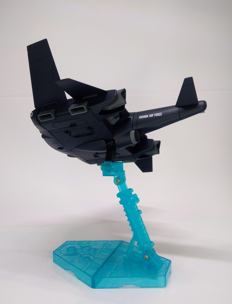 機首のコクピットにあたる部分を削り込んだ以外はキットのままです。なんとかド・ダイ改っぽくみえるよう、赤と黄色を配色しました。