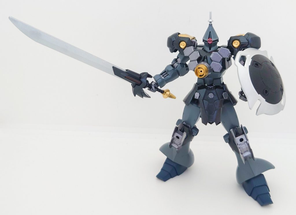 まずは、翼がない状態の騎士風ギャンです。