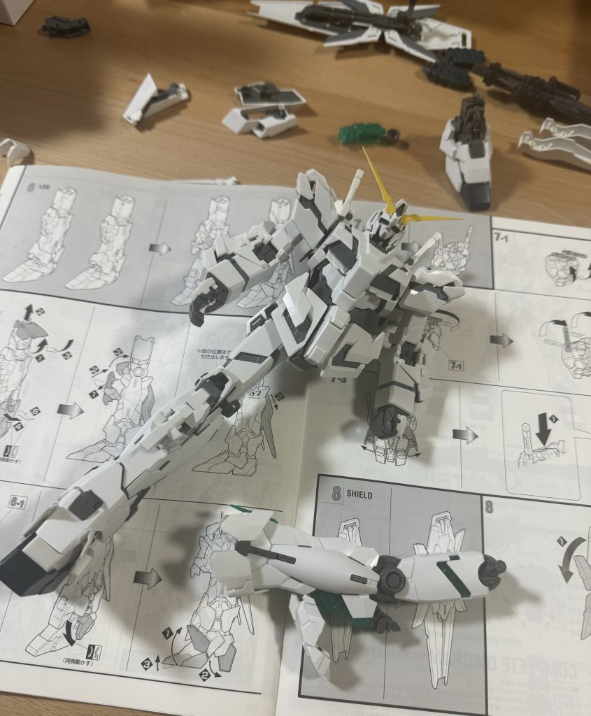 割と簡単に出来るかと思っていたら結構バラさないとで意外と時間が掛かり苦戦(- -;)