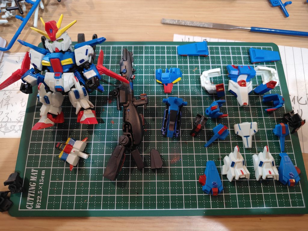 EXパーツもダブルゼータに合わせて、何も考えずに雰囲気で色付けしてみました 