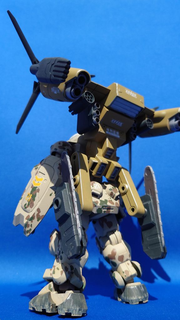 バックショット。通常のティルトローターとは装備配置が違います