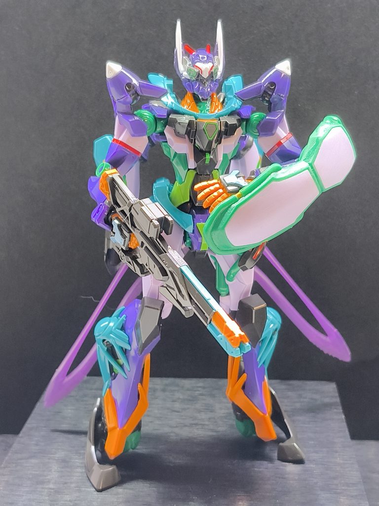 頭から下はジークアクス作った後なのでGQの半分の時間で組みあがった良かったまだそれ程衰えてないぞ私も