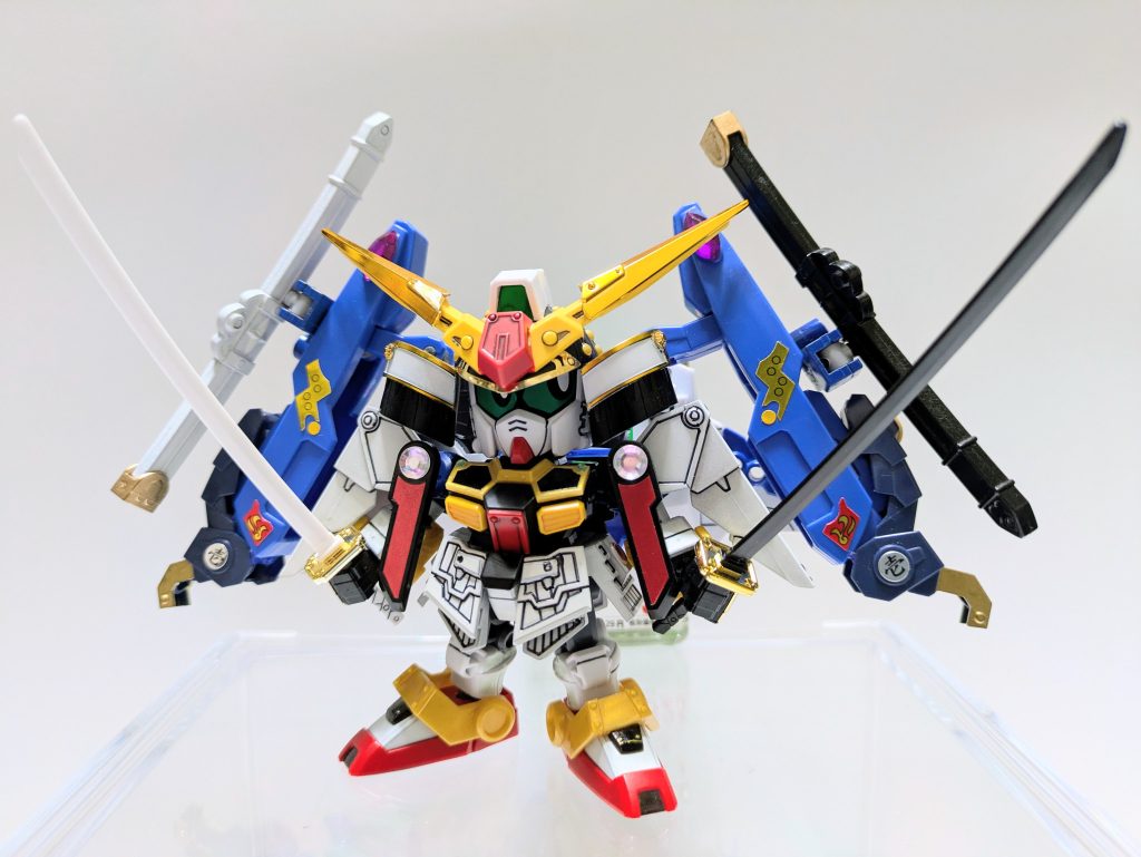 【神刀〝真駆弐〟】真駆國に受け継がれし〝光の神器〟銀狼剣の力を取り入れて打たれたとされる二刀一対の長刀。刀と同じ〝真駆弐〟の名を継ぐ皇子にのみ振るう事が許される。純白と漆黒の刀身は、まるで何かが光と闇に分かたれたかのようだ…。