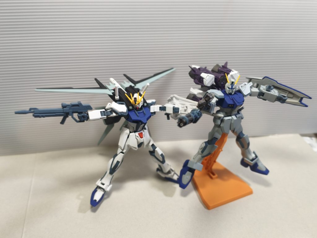 頑張れるガンダムー–4枚目/制作者：かわちこ