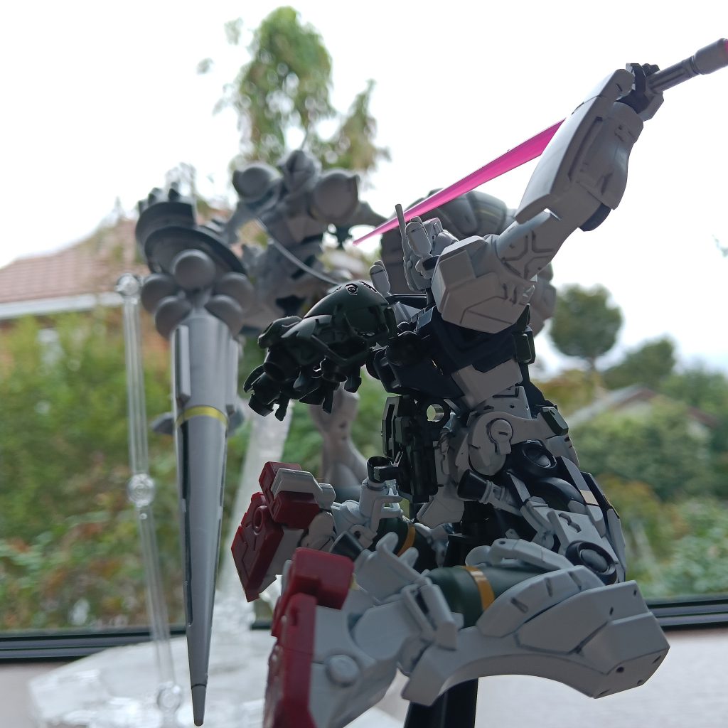 いずれのキットも機体情報量が豊富でどのアングルでも見飽きない楽しさ