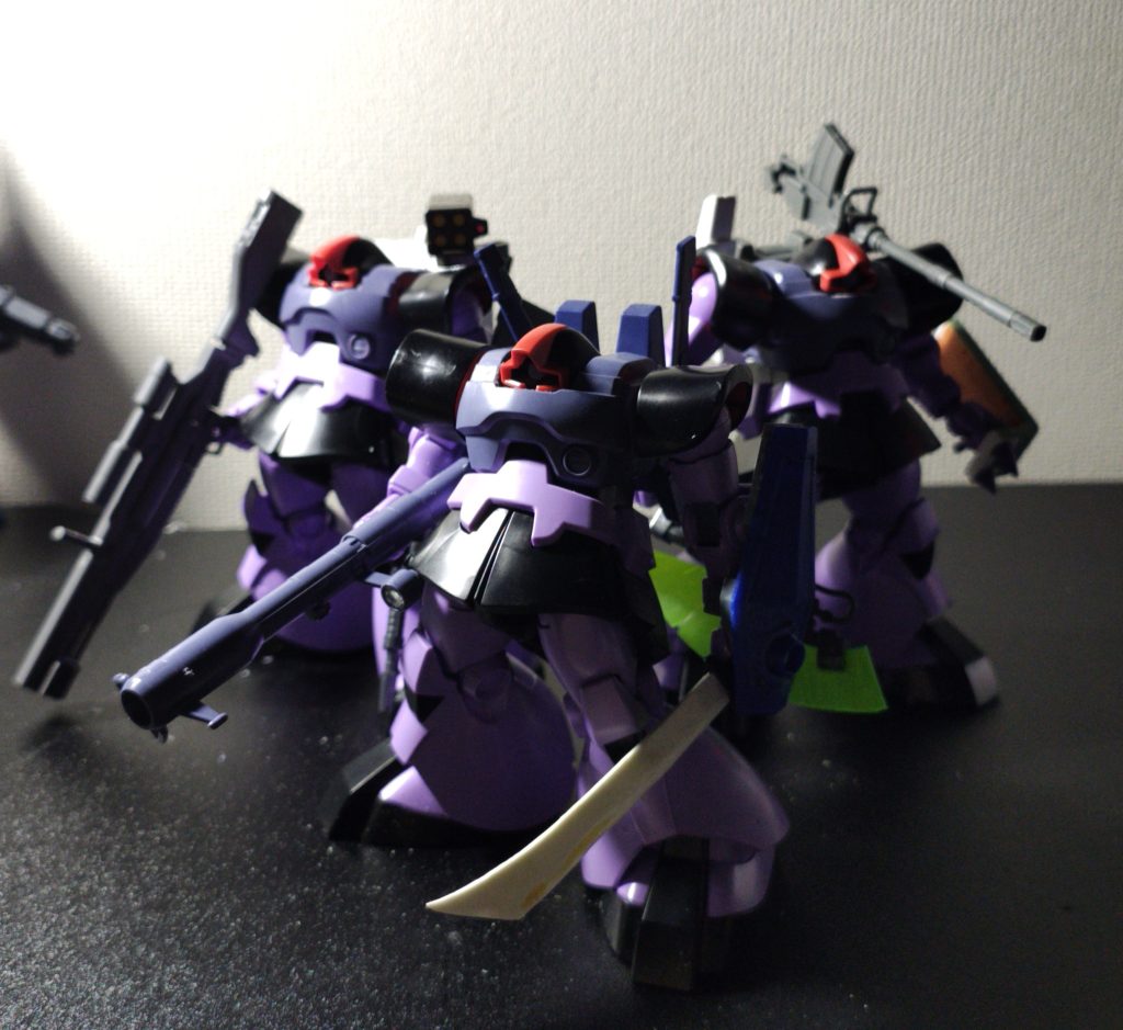 塗装前です！実は、三連星なんですよねーご閲覧ありがとうございました！！