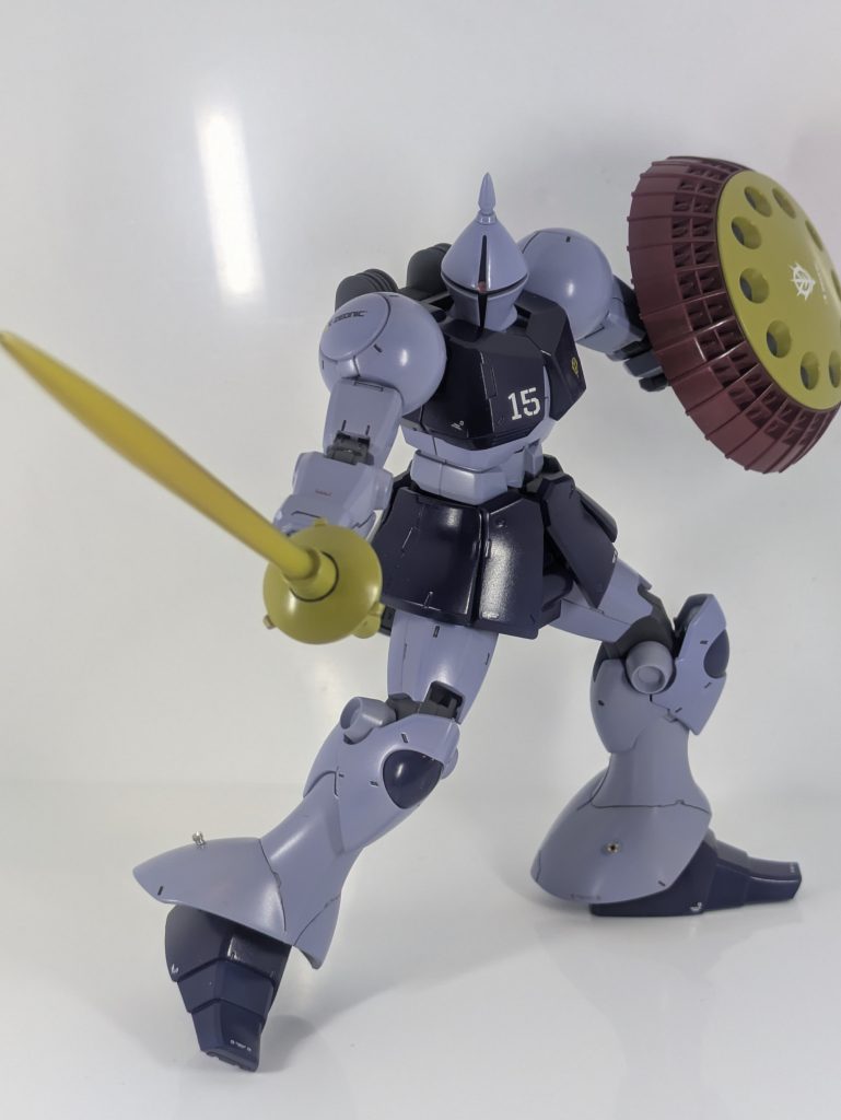 サーベルはシルバー下地でクリアイエローを吹きました。 