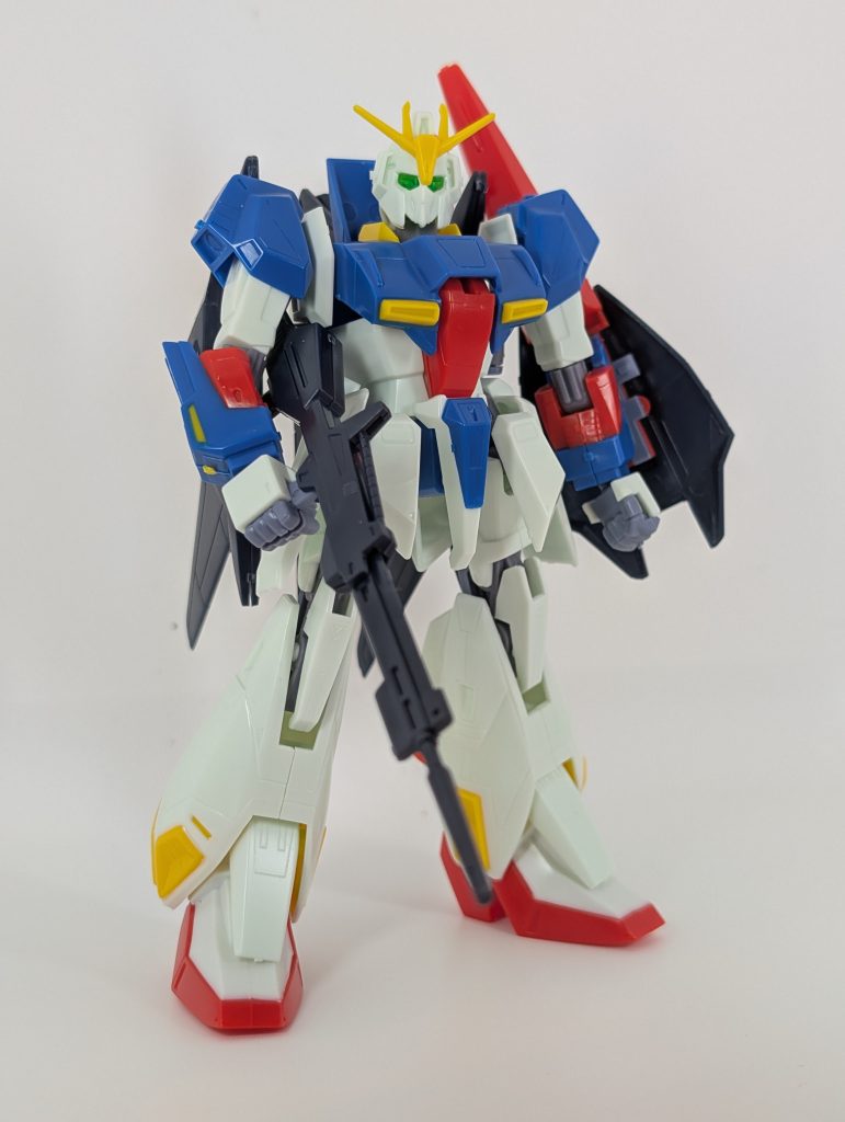 とりあえず素組みこの時点で子ども時代では「すげぇ」と感激していたのか、この先さわった記憶が全くなし。「HGマラサイ、ハイザック」を触って感じたけど、最新版のゼータはぶっ飛んでいるんだろうな。