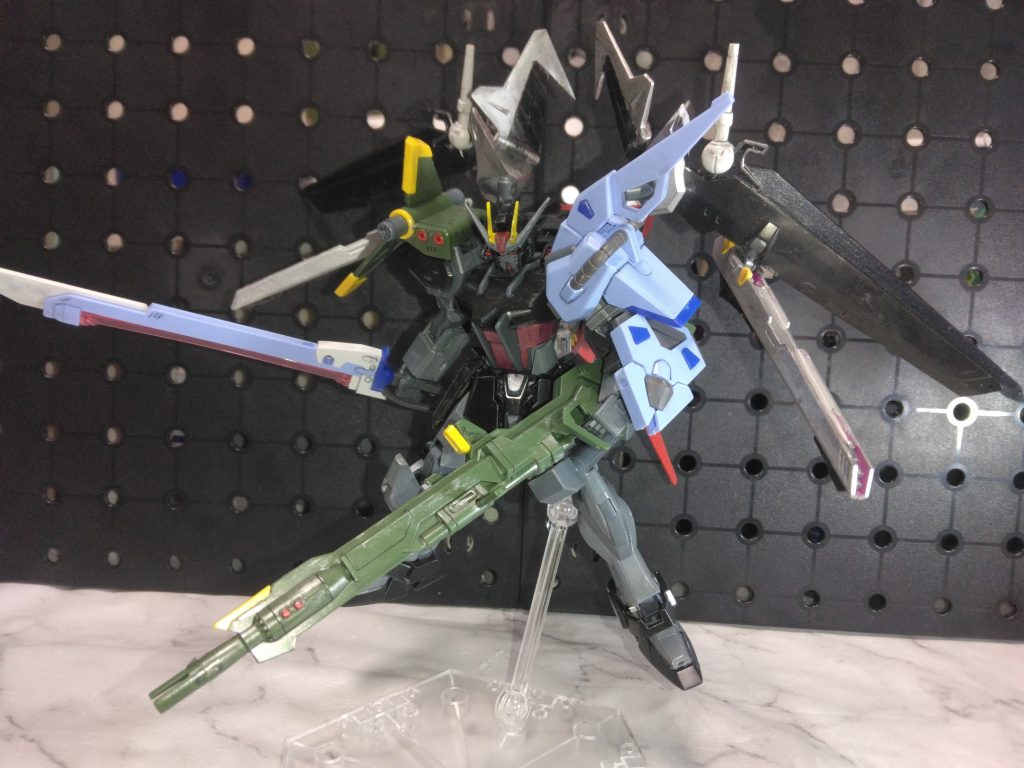 アグニは持てますが、塗装はげが怖いので両手持ちはしていません😅