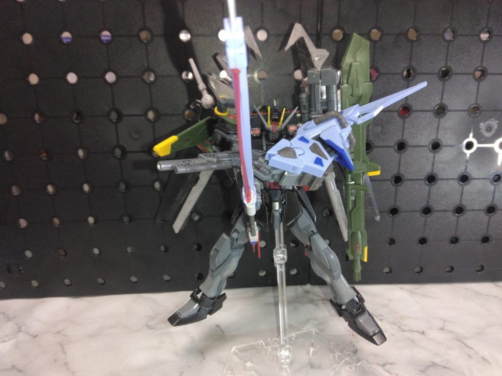 ノワールの残骸が誰かに拾われて、弐式にならないかなという妄想作品