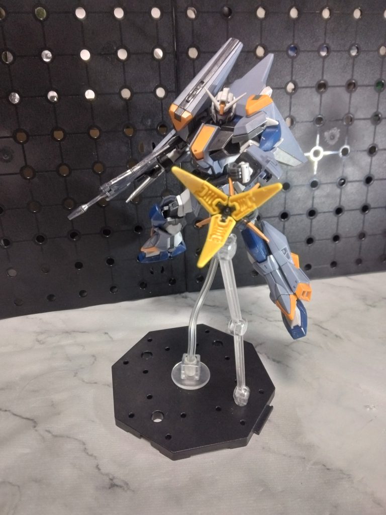 グレイプニールも差し替えなしで可動、射出が出来ます。