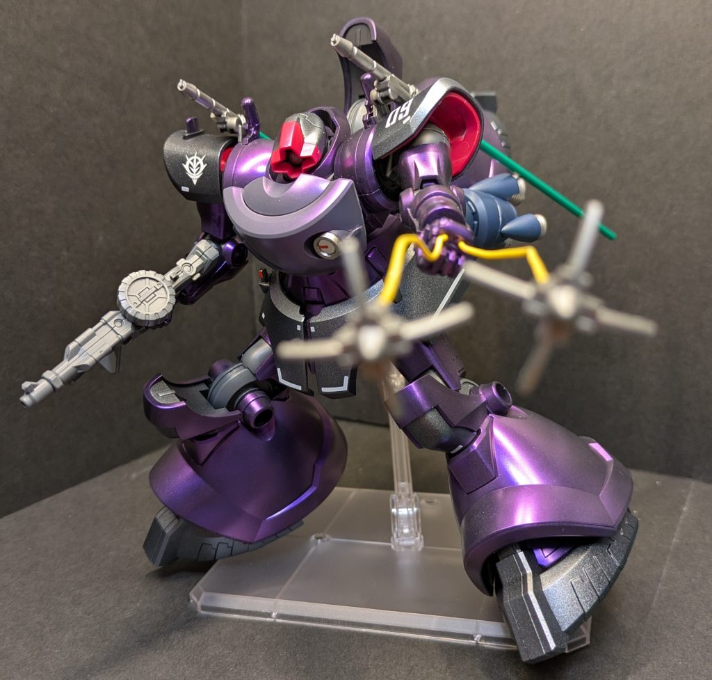 ザクマシンガン持たせても合いますね