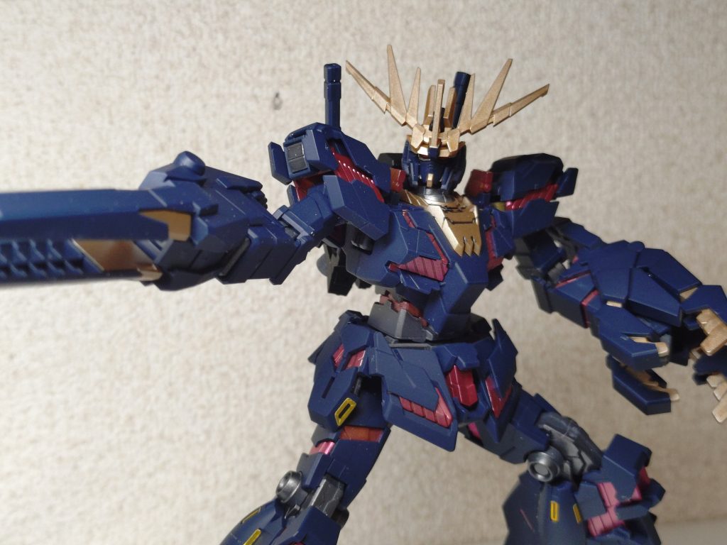 ユニコーン作ったばかりだけど、対になるものが必要だよね…と、バンシィ作製。