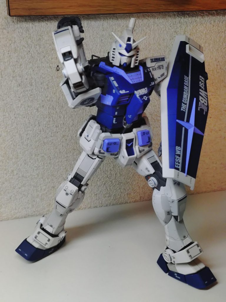 サイズ感としてMGも良いもんですね。それなりに色分けもされてるし、デカールも程々の量でした。