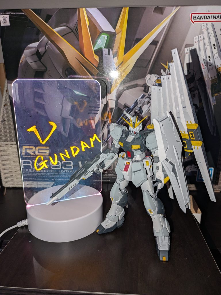 全体的にマットにしたのでデカールのテカテカ感がなんとも…な感じですがデカール込みの完成後にスプレーのつや消しクリアーで仕上げる予定です