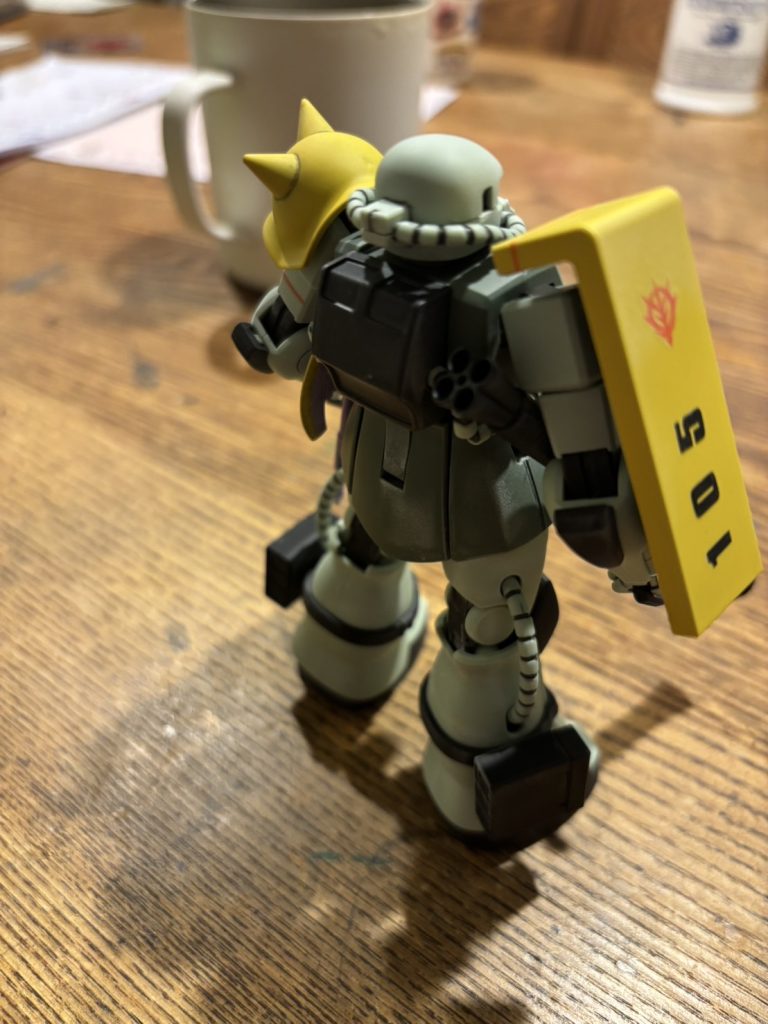 J仕様のミサイルポットもついて武装も満足！