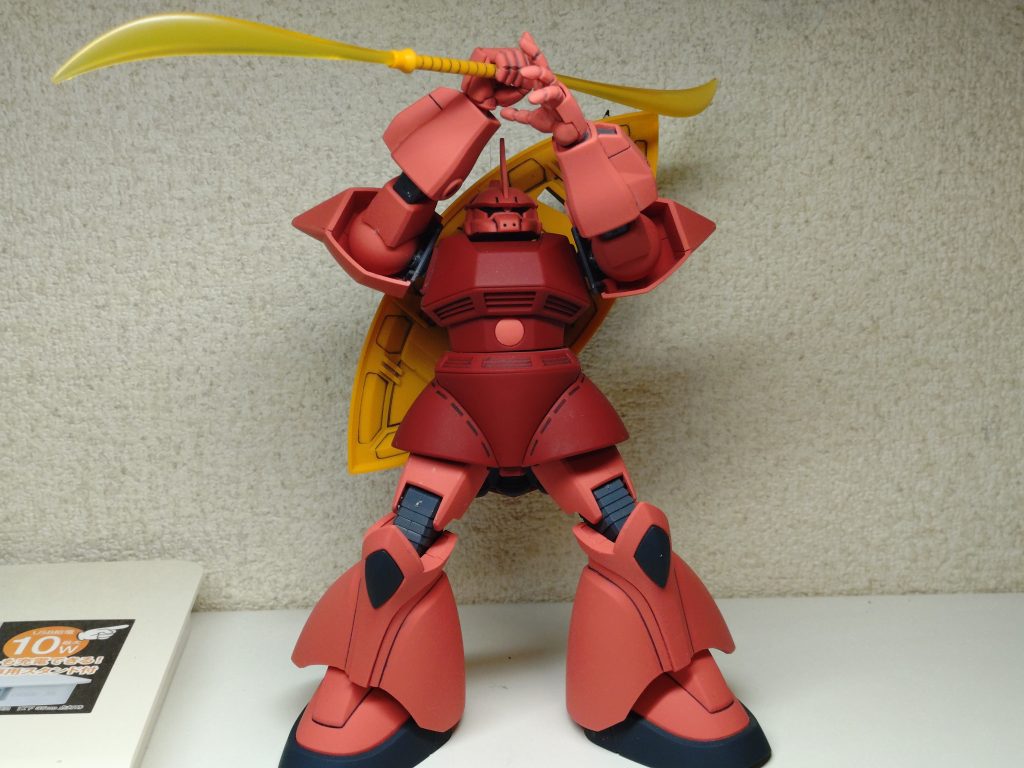 肩関節の動きが、造りの割に良く動くなぁと。