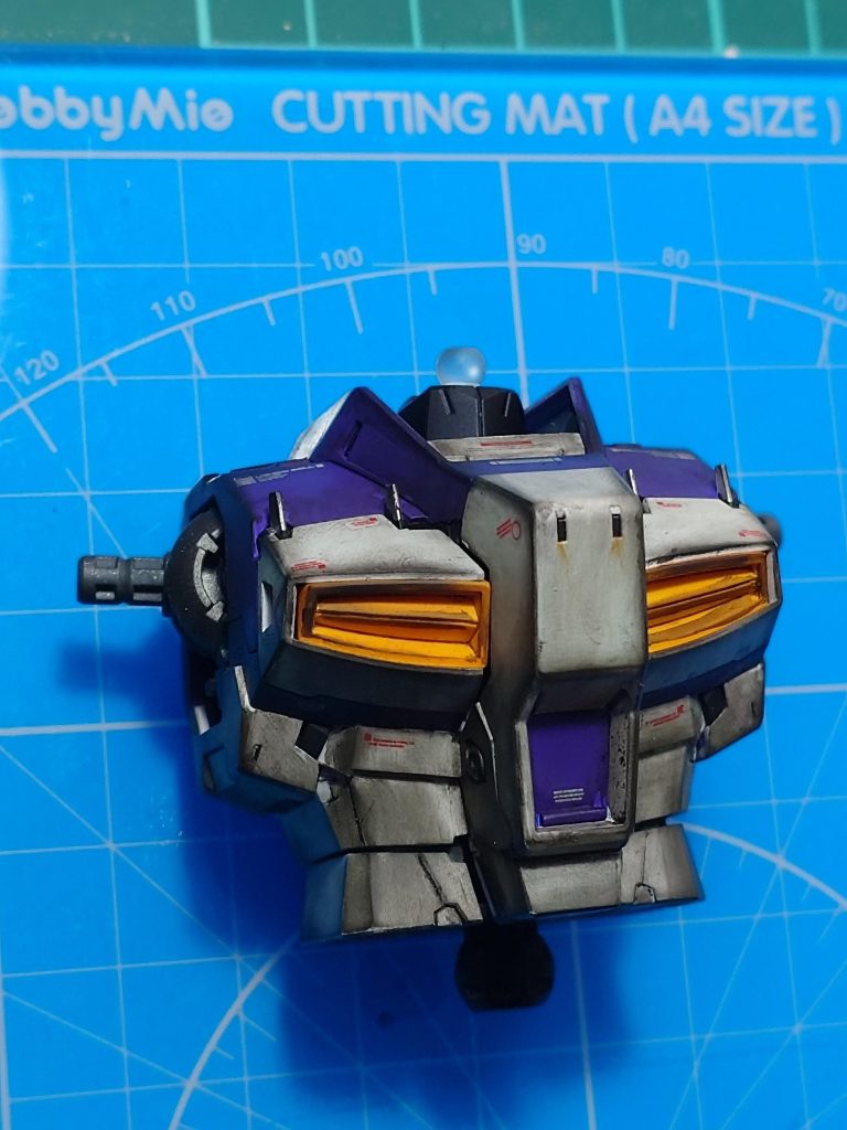 順調に組み立てていたが塗装に不満。ウェザリングで誤魔化す事に決定! 時間も無いから仕方ない。こうして完成を目指しました。