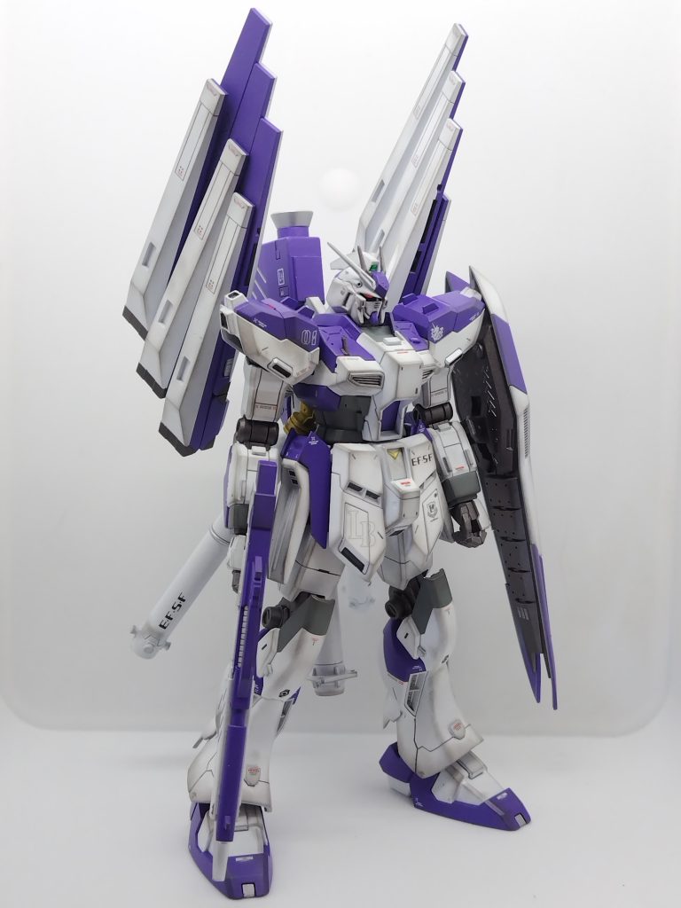 スカスカ感の激しいファンネルラックは捨てました。熟考の末、マグネット仕込んでこの形です。