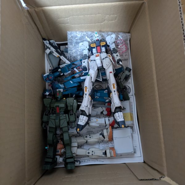 故あって引っ越すことになったのでガンプラを移送します