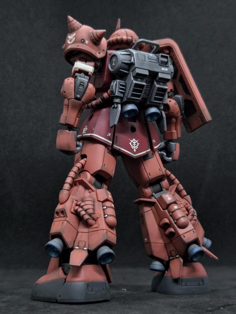 オリジン版がベースだけあって、クオリティの高いキットですよね!ディテールも細かいので、あまり汚しすぎない様に気をつけ、リアル感を出してみました(^o^ゞ 武装も豊富なのもあり、ポージングも楽しめます♬