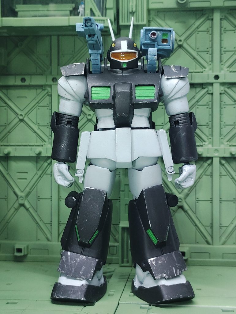 正面頭部、胴体はかなり昔に仕上がってましたが放置してました 