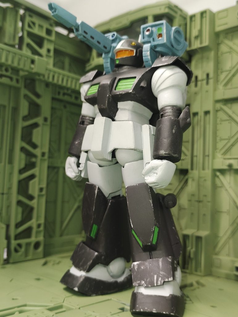 斜めより　相変わらずラッカー筆塗りつや消しスプレー仕上げです