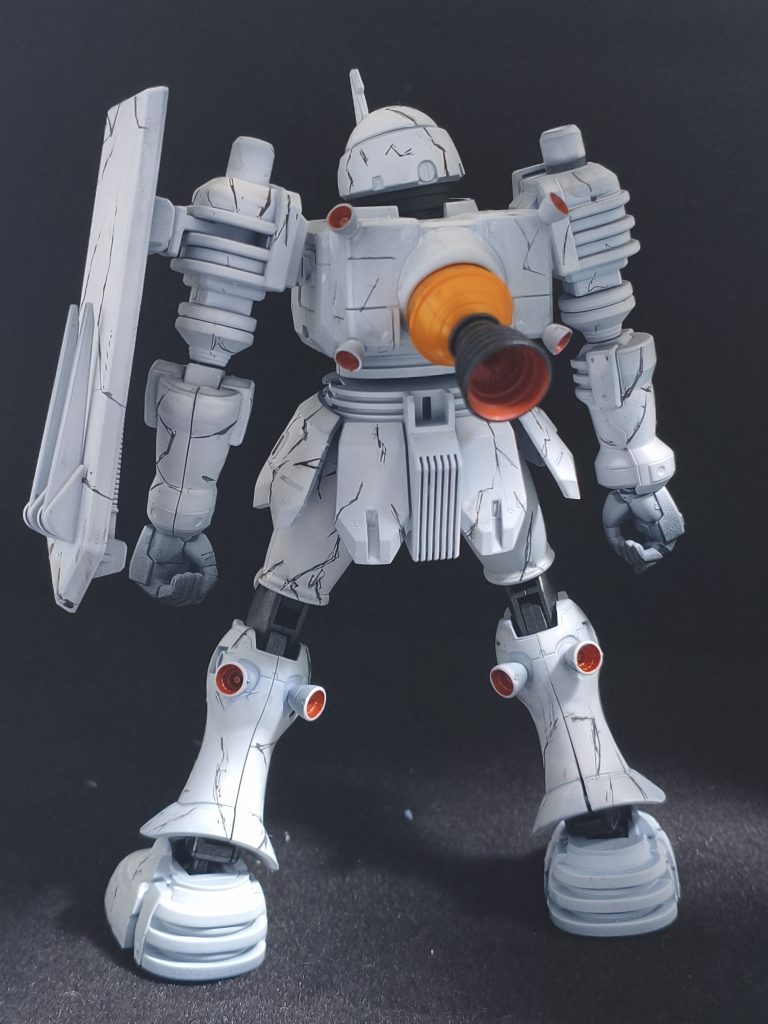 ひび割れの感じを出すのに苦労しました🤣シャーペンで模様書いてデザインナイフで傷を深くして表現してます😊