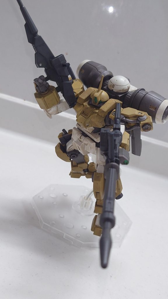 尺の都合か活躍があまりなかったのは残念でしたが、見た目、設定も良く、何より初登場シーンがすごくかっこよかったですね(gundam-kao6)最後まで見て頂いてありがとうございました！