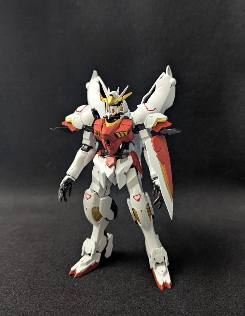 正面カラーリングは火星イメージなので赤をメインにしました