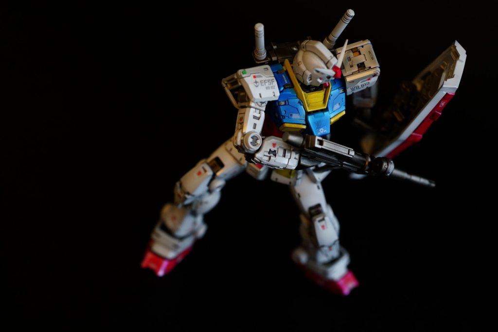 RG  ガンダム　Ver.2.0  シルバー立ち上げ–4枚目/制作者：のぶ