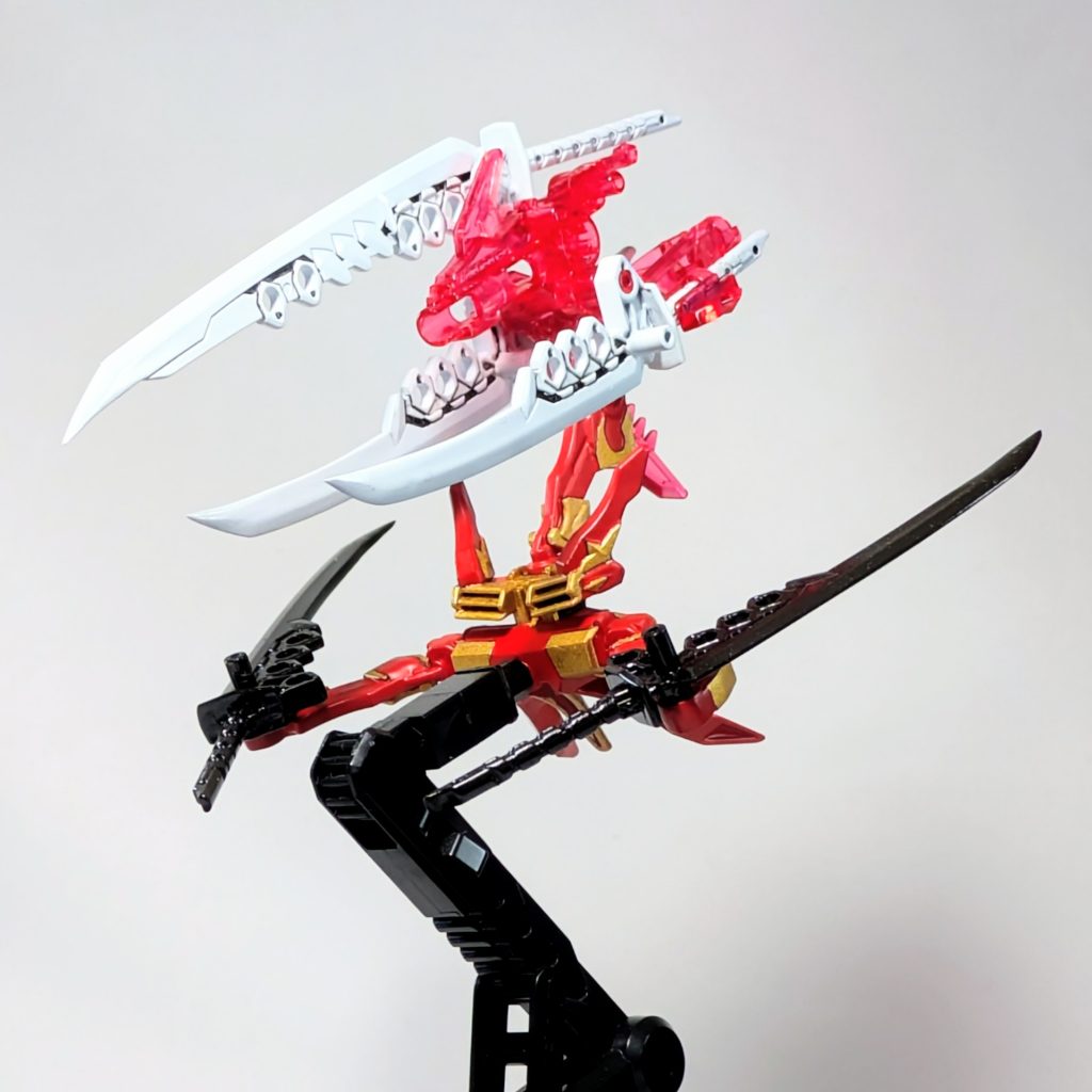 バックパックと支援メカ刀をシャープ化しました