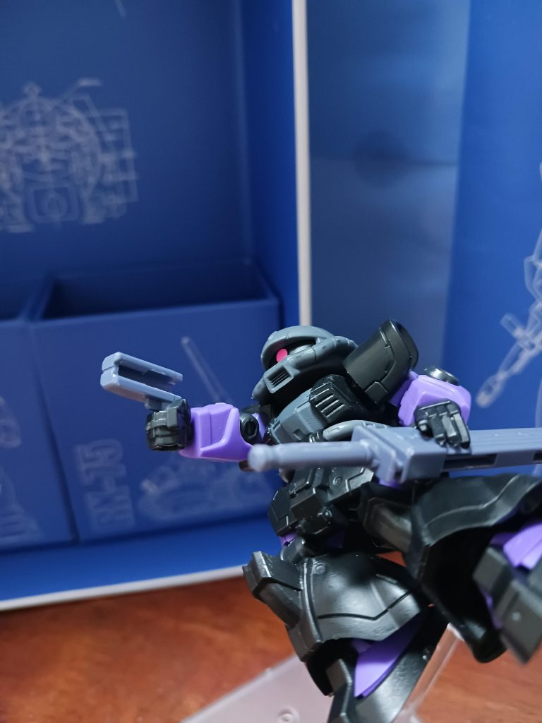 ハンドガン取り回しがいい武装。よくこんなパーツあったな、、、、