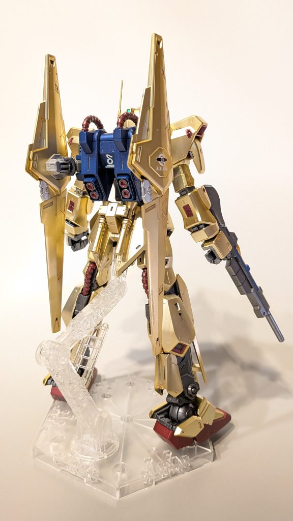 ベース使ってますが、バランスが良く単独でも十分立ちます