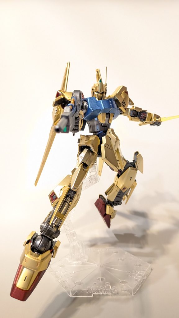 可動性も良好でポージングもとても楽しめます